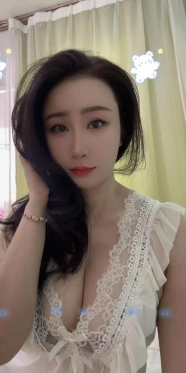 崇川区小二楼餐厅北边拐角那家，